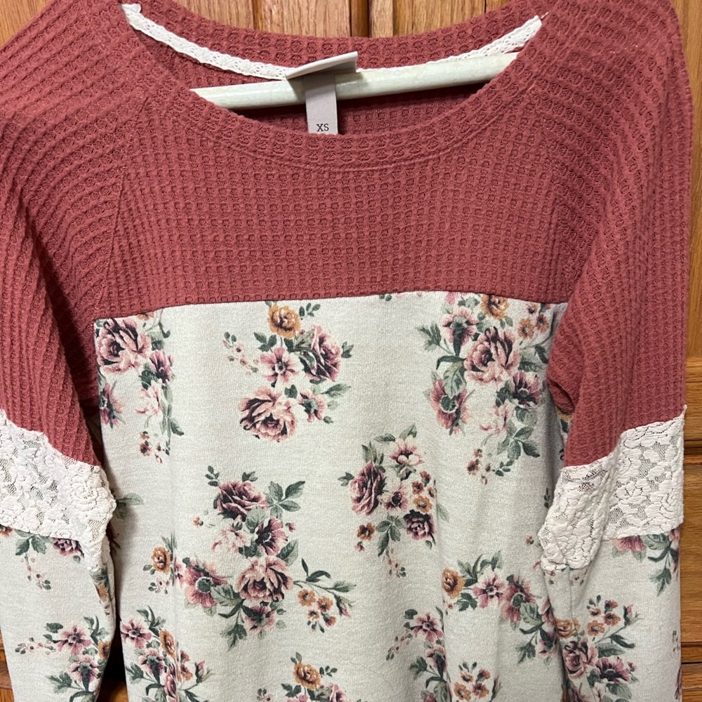Girls long sleeve shirt size XS
